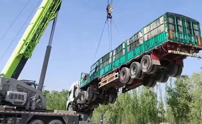 遂平道路脱困救援案例